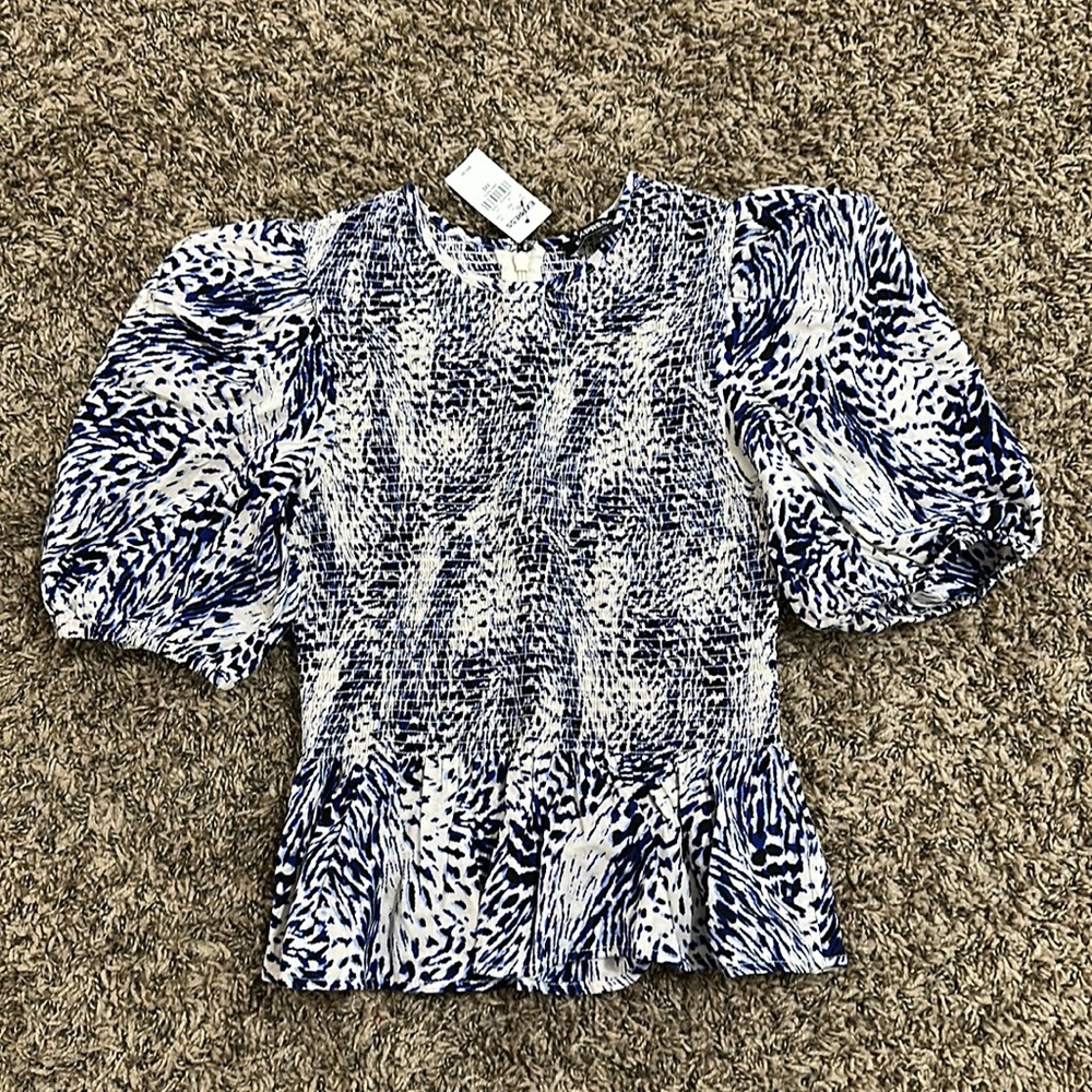 NWT Express Short Sleeve Patterned peplum top